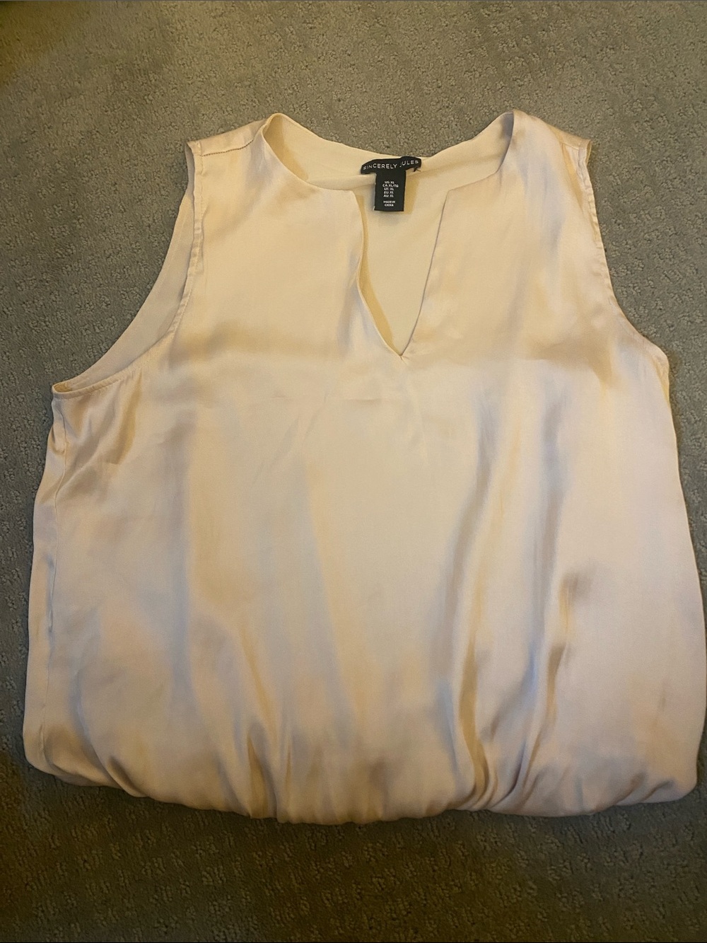 Sincerely Jules Soft Cream Sleeveless V-Notch Silk Camisole